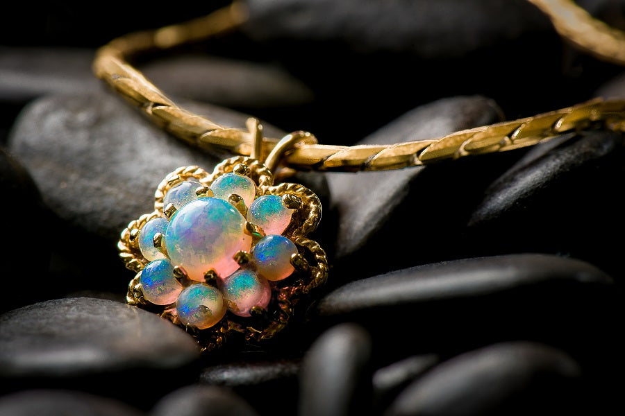 Custom Jewellery: What You Should Know About the October Birthstone Opal