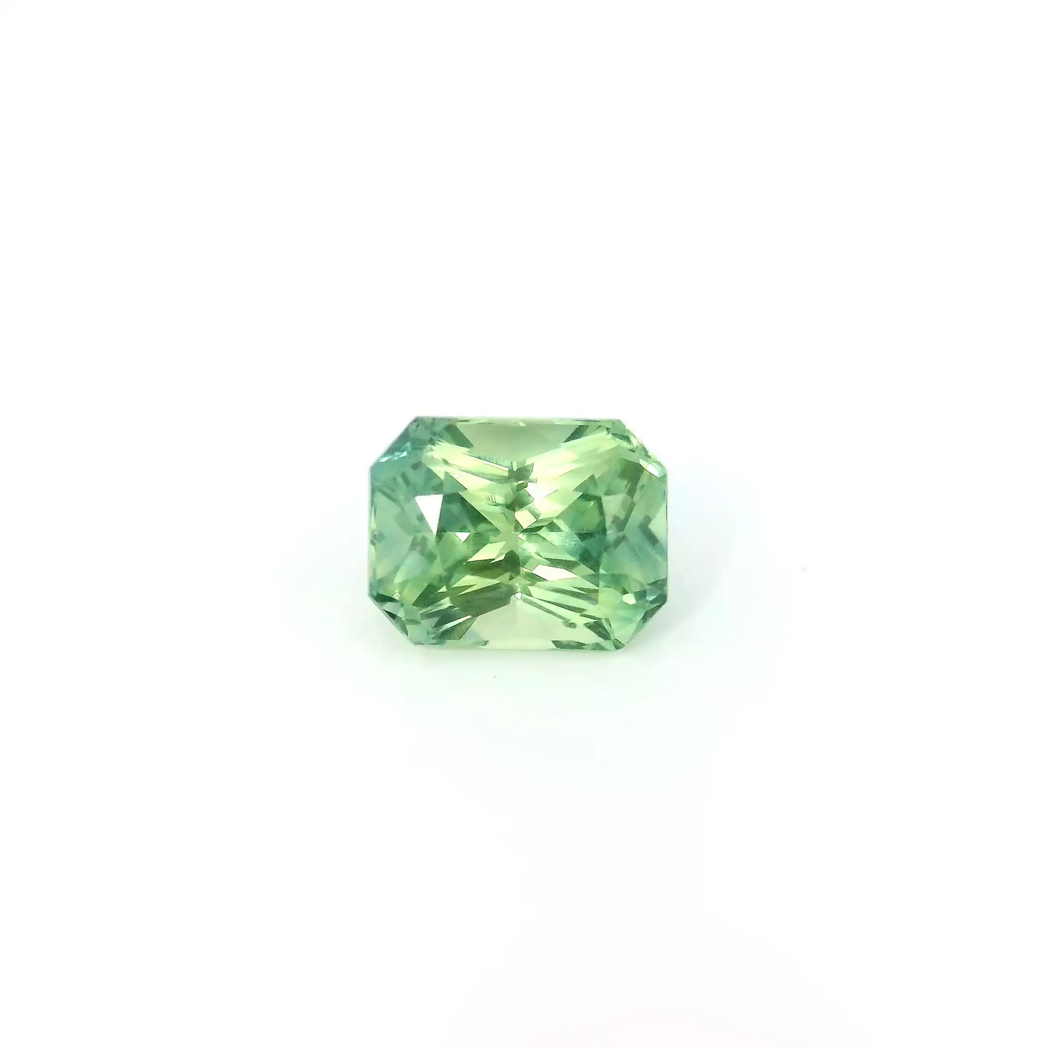 1.67ct Octagonal Natural Sapphire (Colour Green, Clarity Slightly Included, Cut Faceted)