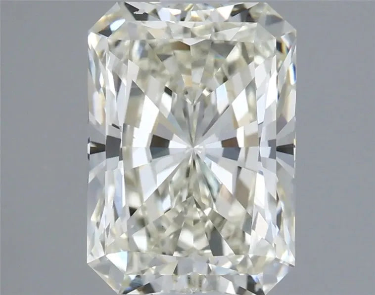 2.00ct Radiant Lab Grown Diamond (Colour J, Clarity VS1, IGI Certified)