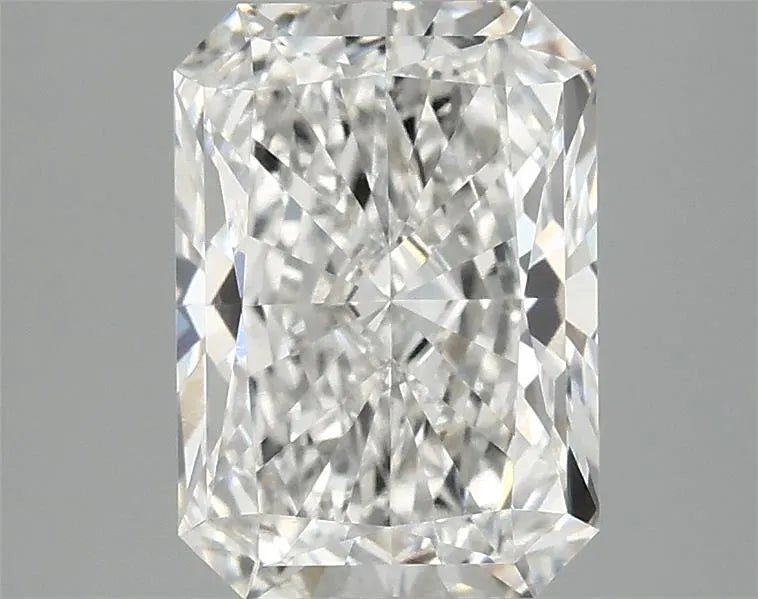 2.59ct Radiant Lab Grown Diamond (Colour F, Clarity VVS2, IGI Certified)