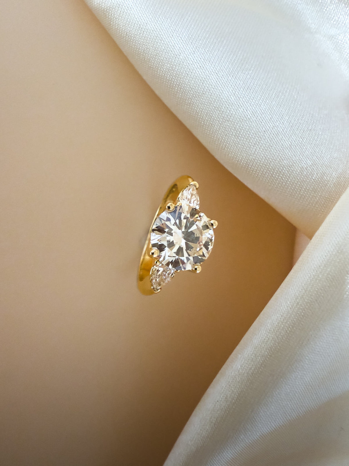 The Garden Round Three-Stone Ring
