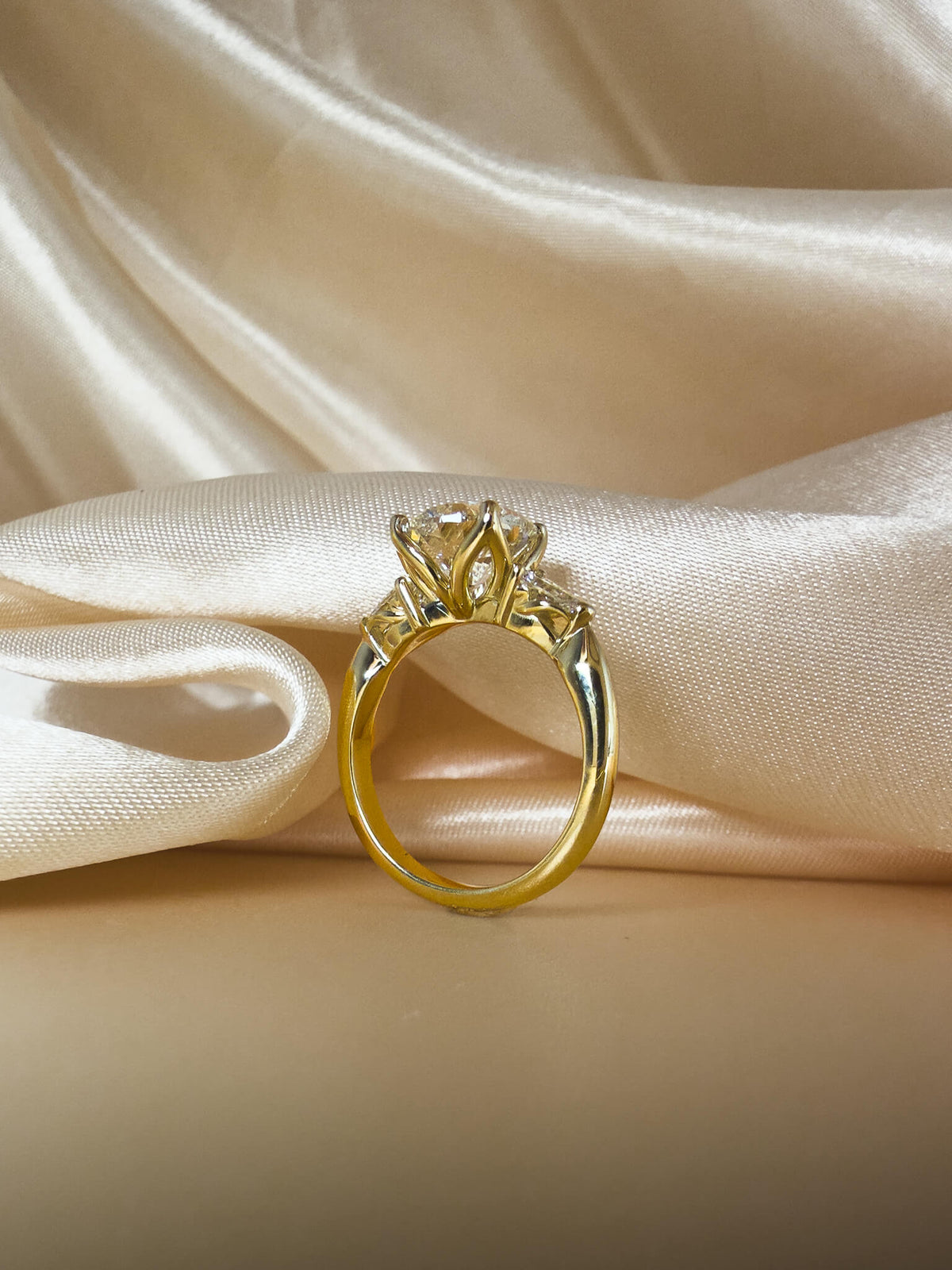 The Garden Round Three-Stone Ring
